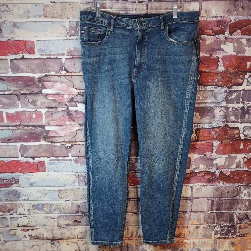 Tommy Hilfiger "Tribeca" Skinny Jeans